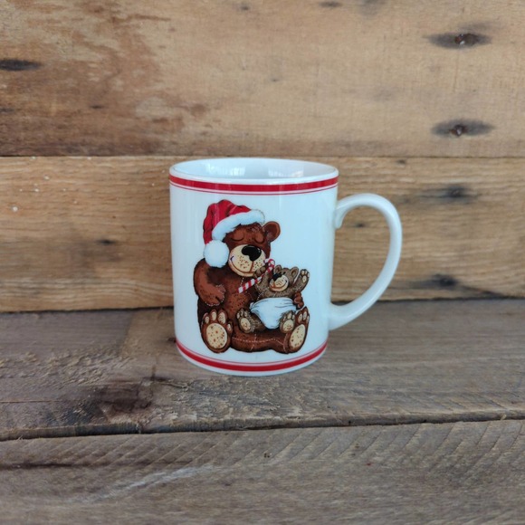 Vintage 10 oz  Mama and Baby Bear Christmas Mug by Colonial Candle of Cape Cod - Picture 1 of 9